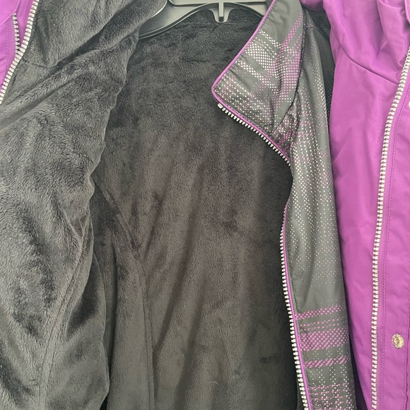 Ski Jacket With Detachable Inner Coat - Picture 12 of 13